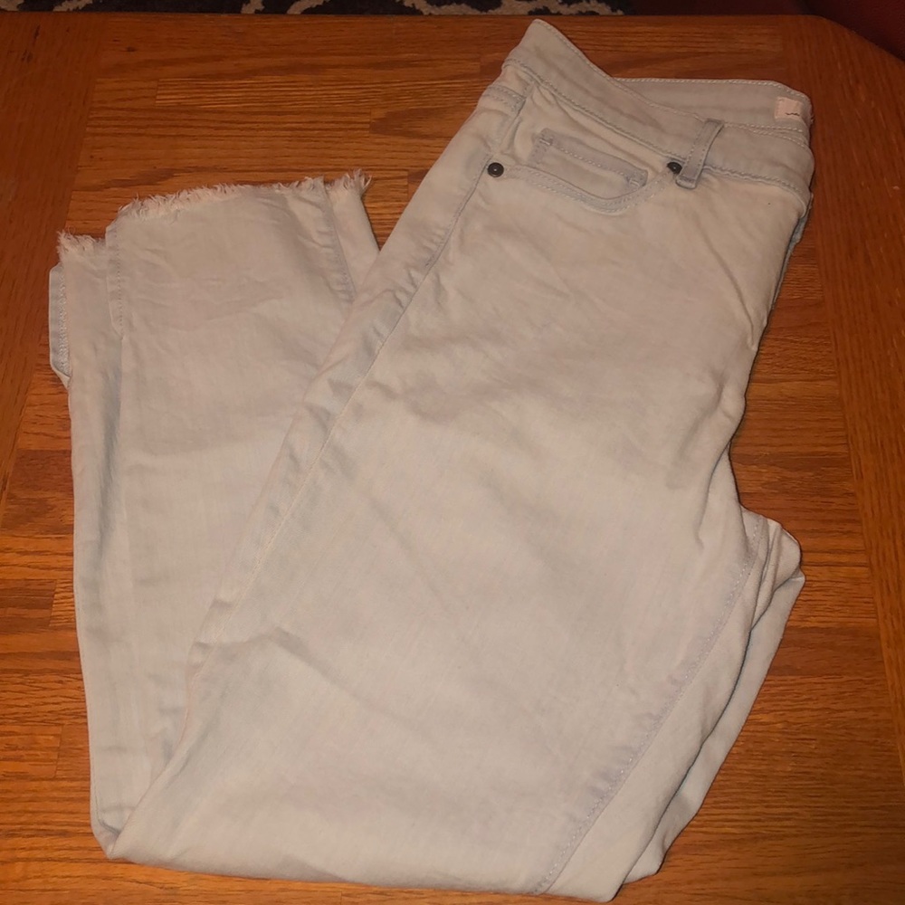LOFT lightwash frayed bottom skinny jeans